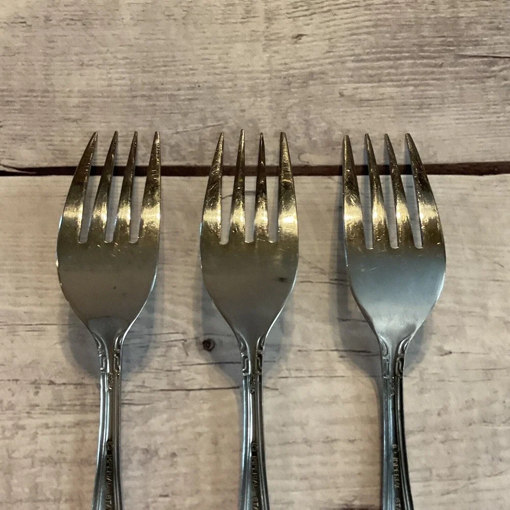 Imperial International Stainless Flatware FLEURETTE 3 Salad Dessert Forks Korea